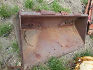 lot 15 image: John Deere KV11631 heavy duty edge ...