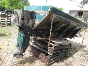 lot 19 image: Henderson Chief Industrial grade gr...