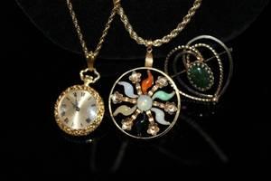lot 23 image: 12K Gold Filled Jewelry