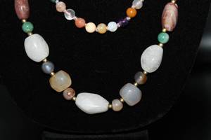 lot 38 image: Semi-Precious Stone Bead Necklaces