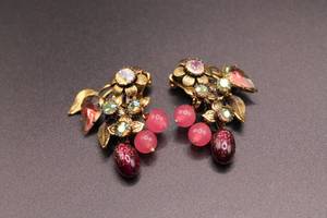 lot 63 image: Mid Century Magenta Rhinestone & Bead Earrings