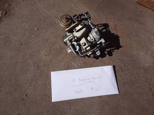 lot 121 image: 85 Dodge Carburetor