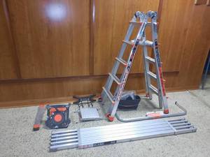 lot 18 image: Little Giant Xtreme Ladder System With Accessories
