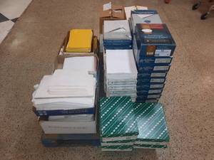 lot 54 image: Pallet of 8.5 x 11 inch paper, Window Envelopes