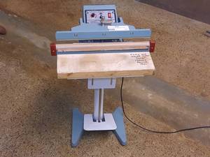 lot 14 image: ULINE H-89 Impulse Foot Sealer