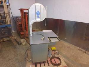 lot 8 image: NSF Biro MFG CO Meat Cutter