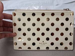 lot 981 image: Kate Spade Womens WalletClutch