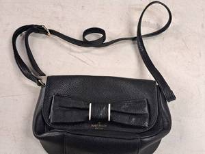 lot 972 image: Kate Spade Womens Over-Shoulder Purse