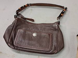 lot 1029 image: Coach Womens Leather Purse