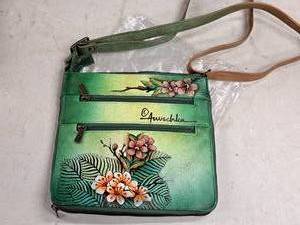lot 1048 image: Anuschka Womens Purse