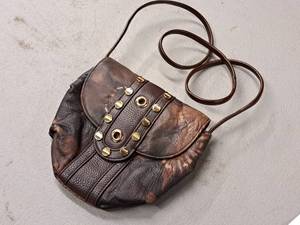 lot 1041 image: Bhodi Womens Purse