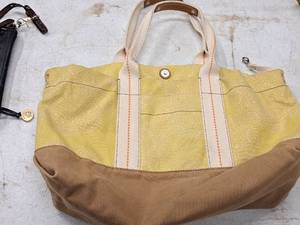 lot 1038 image: Fossil Womens Handbag