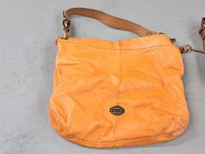 lot 1055 image: Fossil Womens Purse