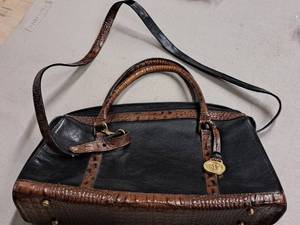 lot 1063 image: Brahmin Womens Purse
