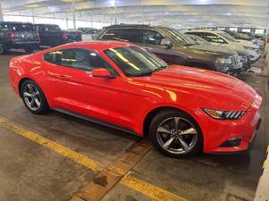 lot 1 image: 2016 Ford Mustang Ecoboost Fastback