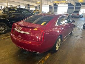 lot 14 image: 2014 Cadillac XTS Premium