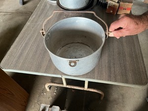 lot 42 image: Aluminum Kettle