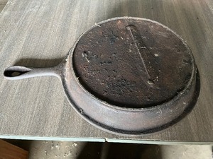 lot 45 image: Bigger cast iron Fry Pan