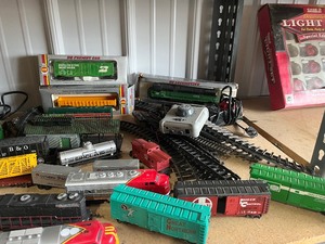 lot 64 image: Train Set   Electric