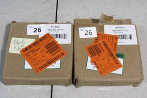 lot 26 image: Set of 2 5 Inch Spindle Pulleys
