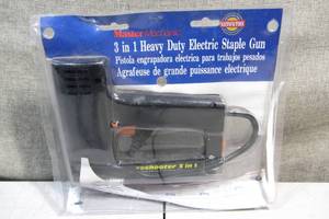 lot 65 image: Master Mechanic 3 in 1 Heavy Duty Electric Staple Gun
