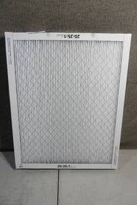 lot 71 image: Set of 3-3M Filtrete 20x25x1 Furnace Filters