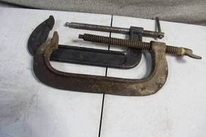 lot 80 image: Pair of 2-8 Clamps
