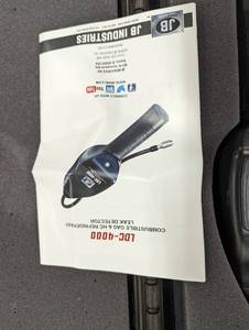 lot 99 image: LDC-4000 Combustible Gas and HC Refrigerant Leak Detector - Set of 2