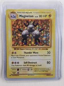 lot 26 image: Pokemon Magneton Holo 38108