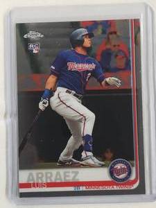 lot 107 image: Luis Arraez Rookie 2019 Topps No. 45 Chrome