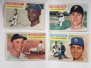 lot 117 image: Lot of 4 1956 Topps Dave Pope No. 154, Bob Nieman No. 267, Laurin Pepper No. 108, Randy Jackson No. 223