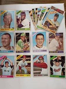 lot 121 image: Lot of 20 1966 Topps MLB Cards
