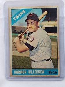 lot 226 image: Harmon Killebrew 1966 Topps No. 120