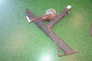 lot 325 image: Hand Crank Winch