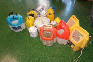 lot 336 image: Large Assortment of Minnow Buckets