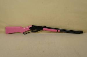 lot 26 image: Daisy Model 1998 Pink BB Rifle