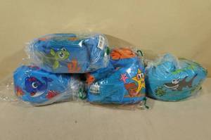 lot 131 image: Body Glove Paddle Pals Floatation Devices
