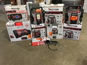 Lot o0f Assorted Portale Power Stations and Battery Charger Various Conditions Customer Returns See Pictures