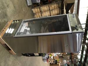 23 cu. ft. Commercial Reach in Refrigerator with Glass Door in Stainless Steel by Koolmore Damaged Customer Returns See Pictures