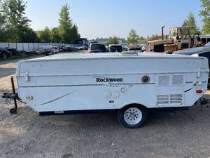 lot 10A image: 2005 Rockwood Freedom POP UP White