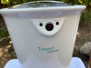 Electric Brookstone Towel Warmer