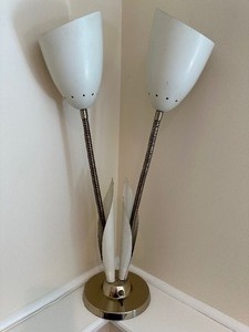 Vintage Mid Century Gooseneck Catta Lilly Lamp