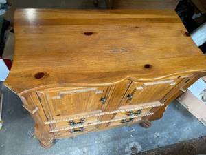 Vintage Henredon Wooded Dresser Cabinet
