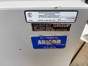 Sentry 1230 Combination Safe