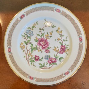 Mikasa Ros Peony China Service for 8