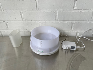 lot 9 image: Essential Oil Diffuser