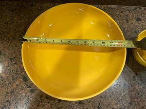 lot 93 image: Large and Small Yellow Chip and Dip Bowls