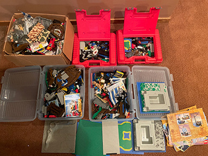lot 94 image: Lot of Miscellaneous Legos and Other Toys