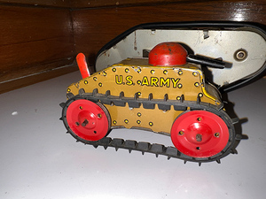 lot 138 image: Marx Rollover Tank (x2), working wind-up