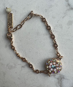 lot 162 image: Lot of Braclets
